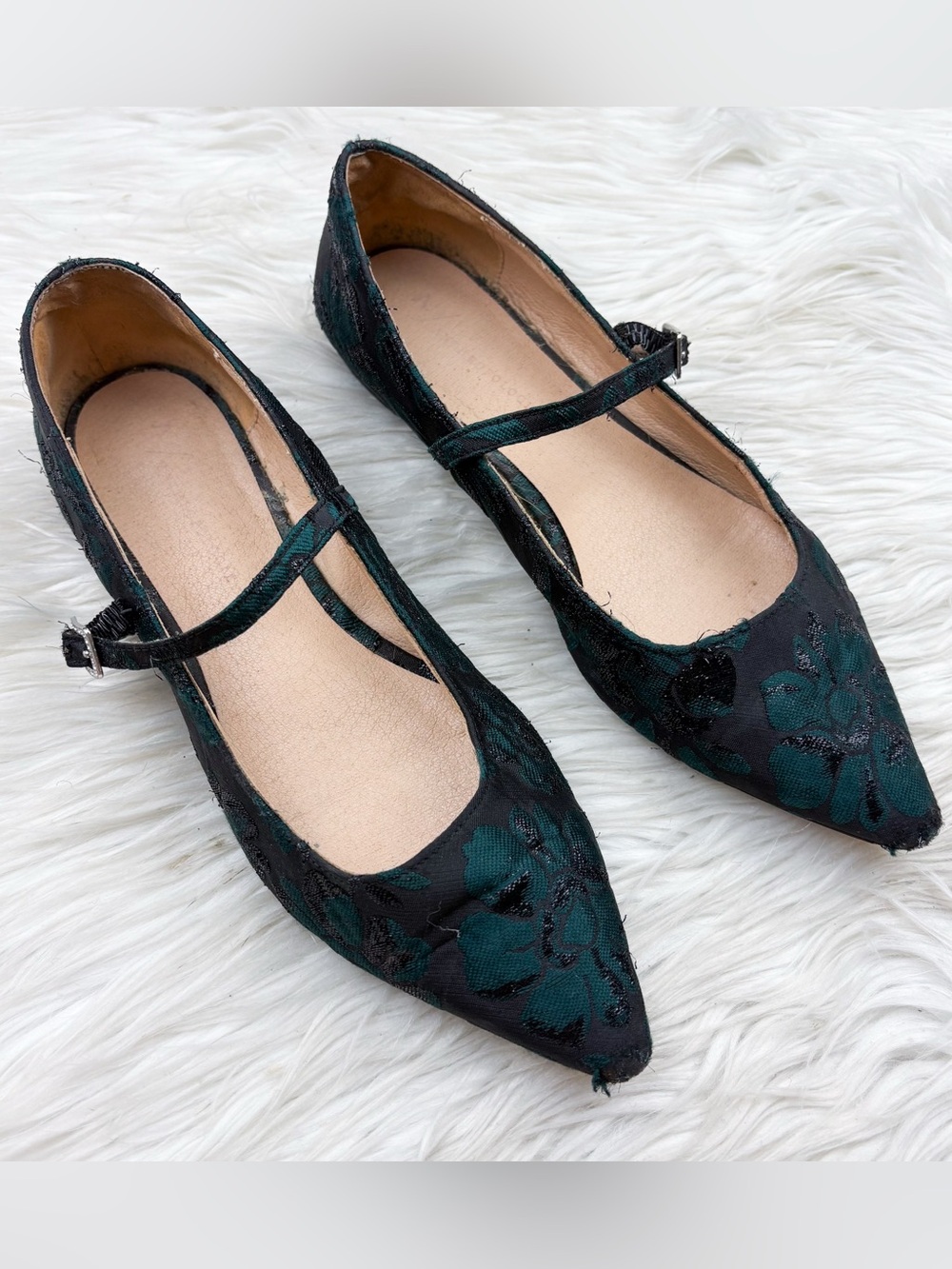 Anthropologie Pointed Toe Mary Jane Flat Emerald Green Black Floral Lace AS IS 6